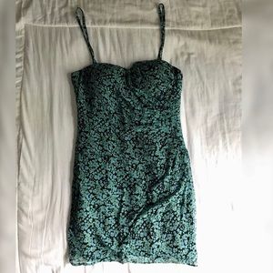 F21 FLORAL DRESS